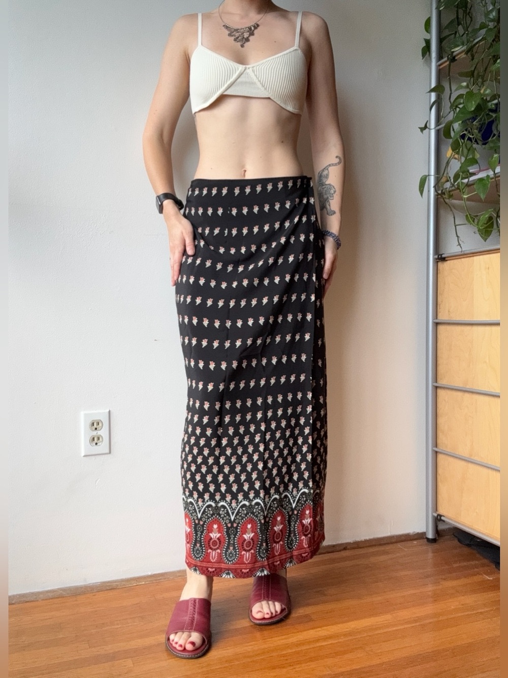 Vintage Black and Red Pattern Maxi Skirt